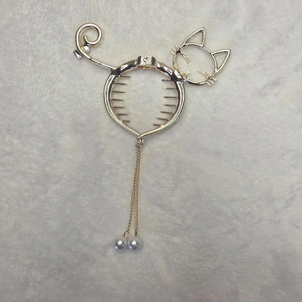 Sparkling Gold Cat Hair Clip
